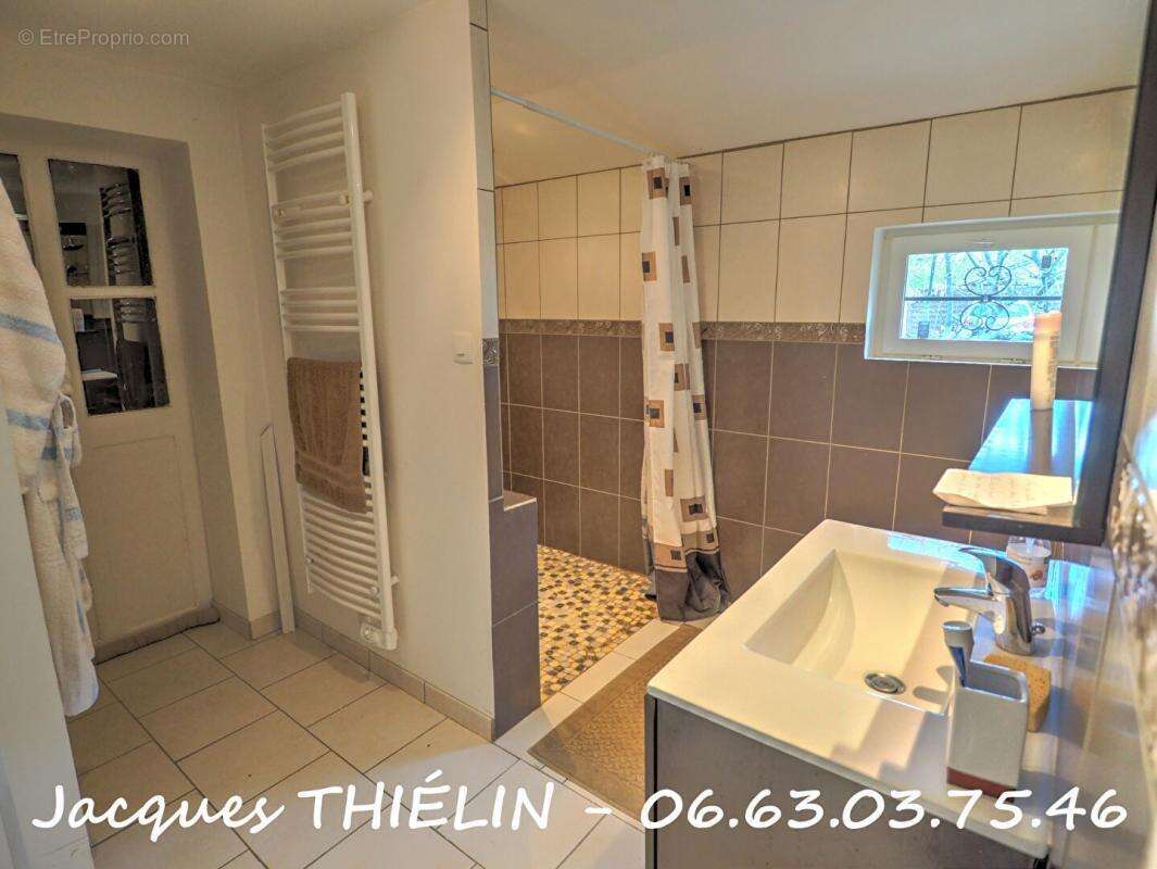 Maison à LONGUE-JUMELLES