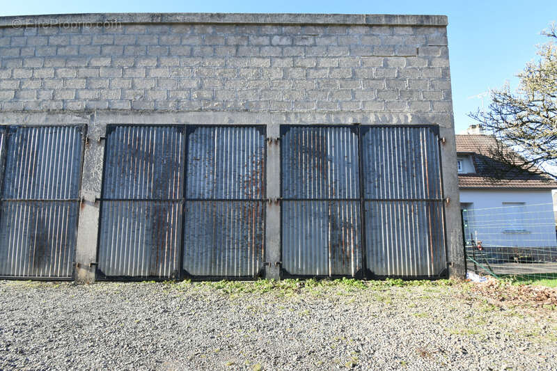 Parking à SOURDEVAL