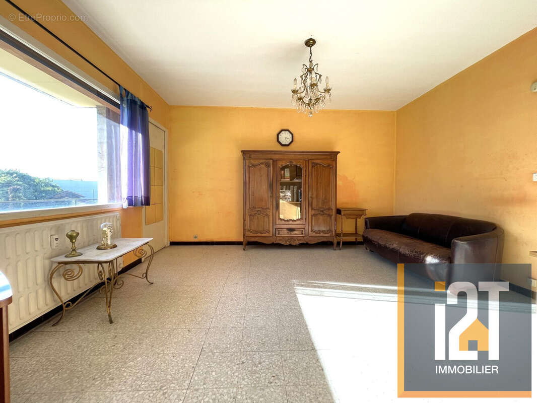 Appartement à NIMES