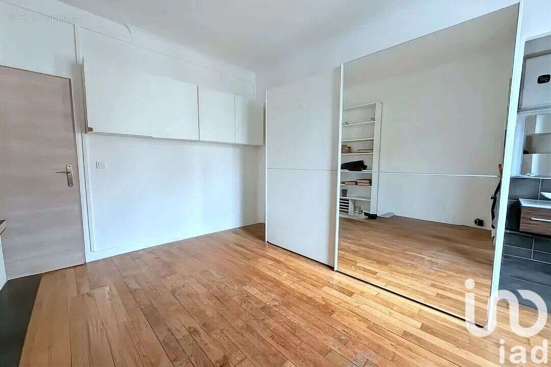 Photo 8 - Appartement à VERRIERES-LE-BUISSON