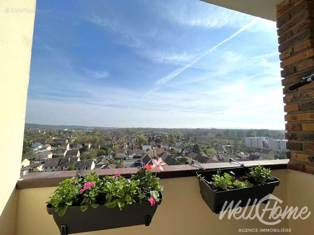Appartement à SAINT-OUEN-L'AUMONE