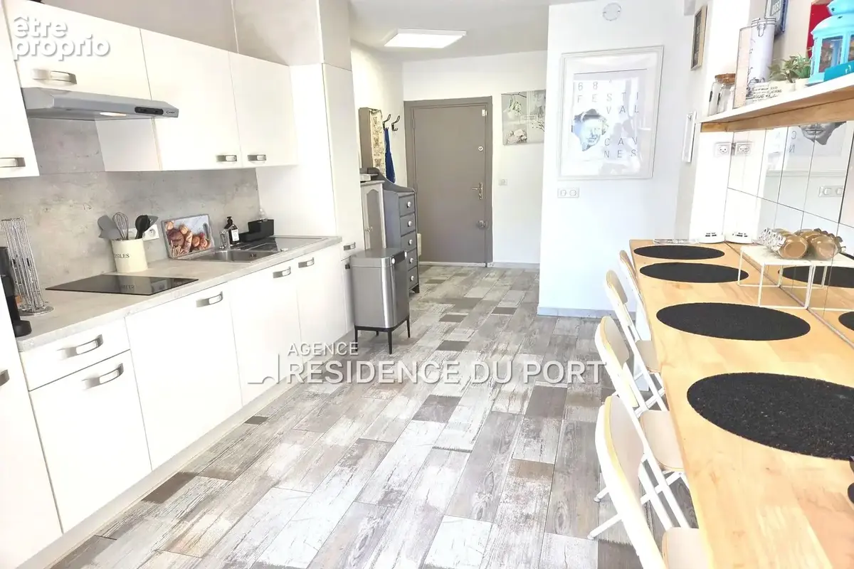 Appartement 1 pièce 45 m² à vendre à Mandelieu-La-Napoule (06210) - photo 4