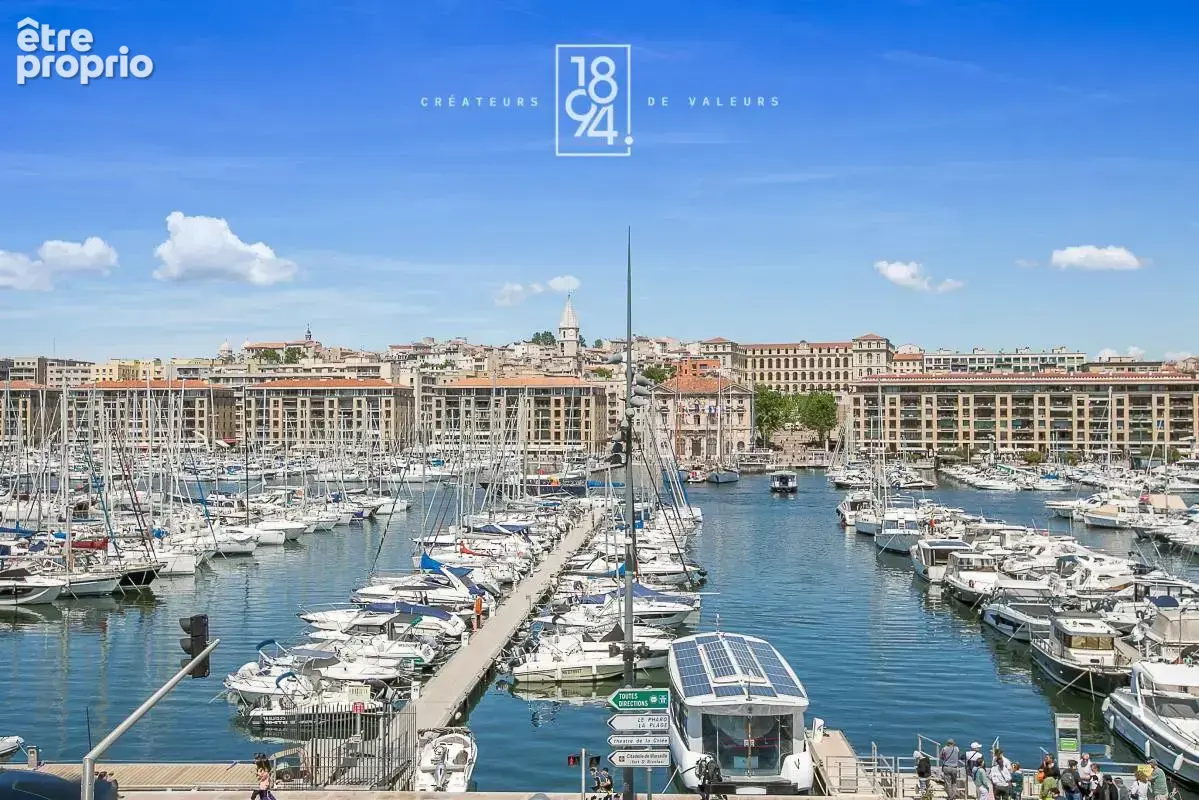 Duplex de type 3/4 entièrement rénové, d’une superficie de 130 m², situé secteur Vieux-Port avec vue mer - photo 18