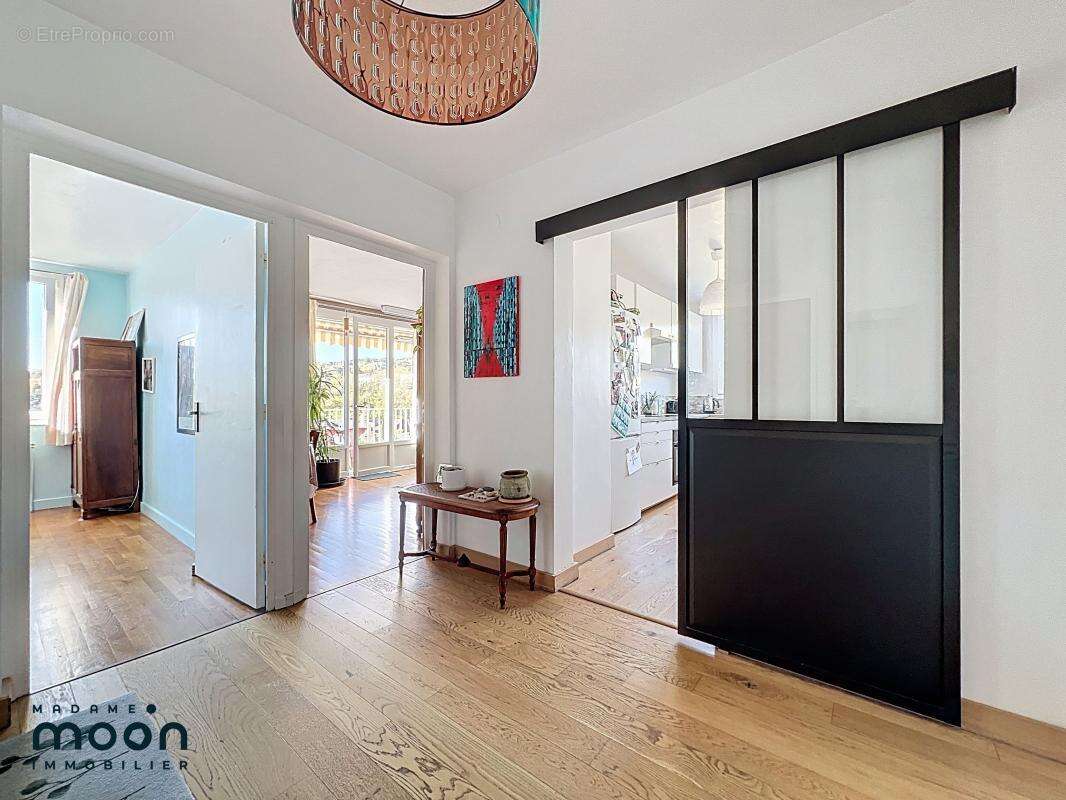 Appartement à OULLINS