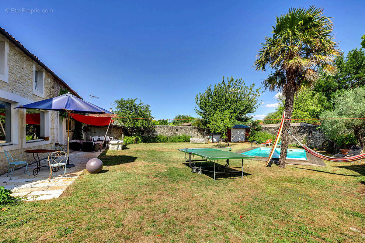 Maison à SAINT-SULPICE-DE-ROYAN