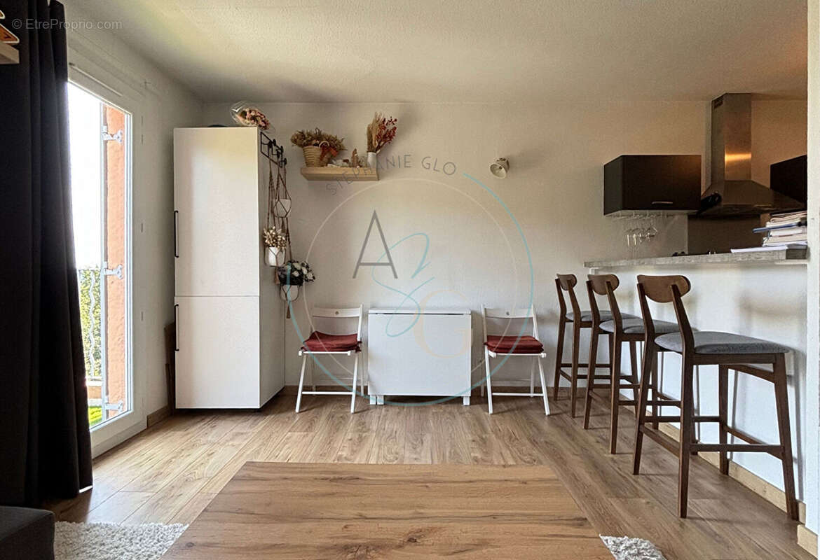 Appartement à GRIMAUD