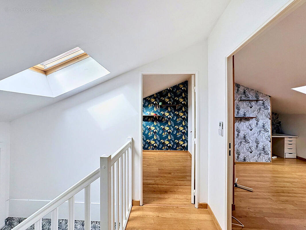 Appartement à RILLIEUX-LA-PAPE