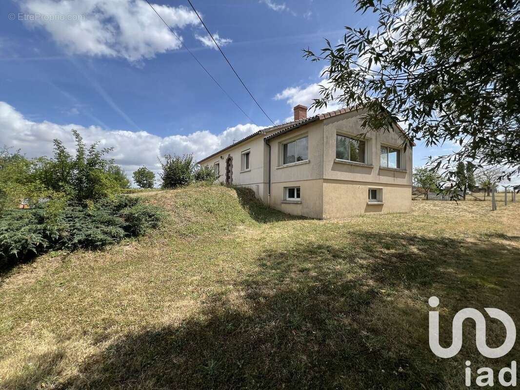 Photo 7 - Maison à CERNUSSON