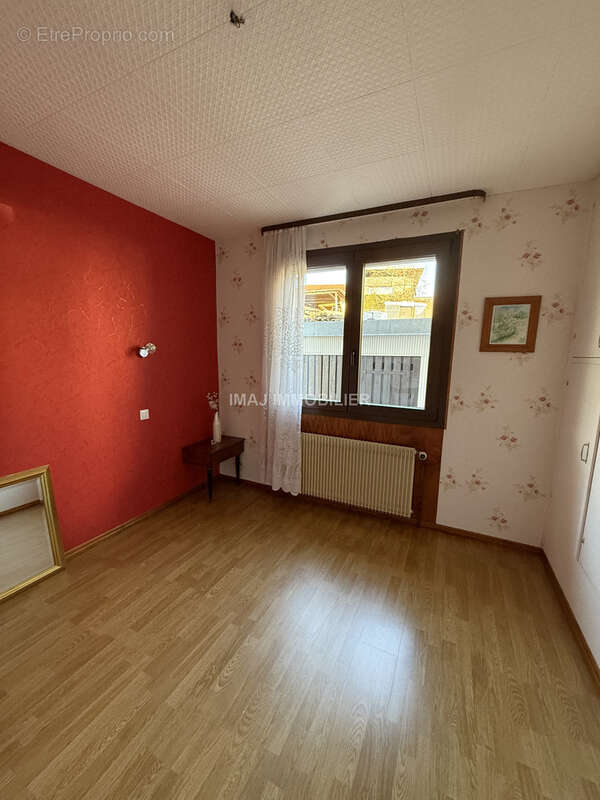 Maison à LEPANGES-SUR-VOLOGNE