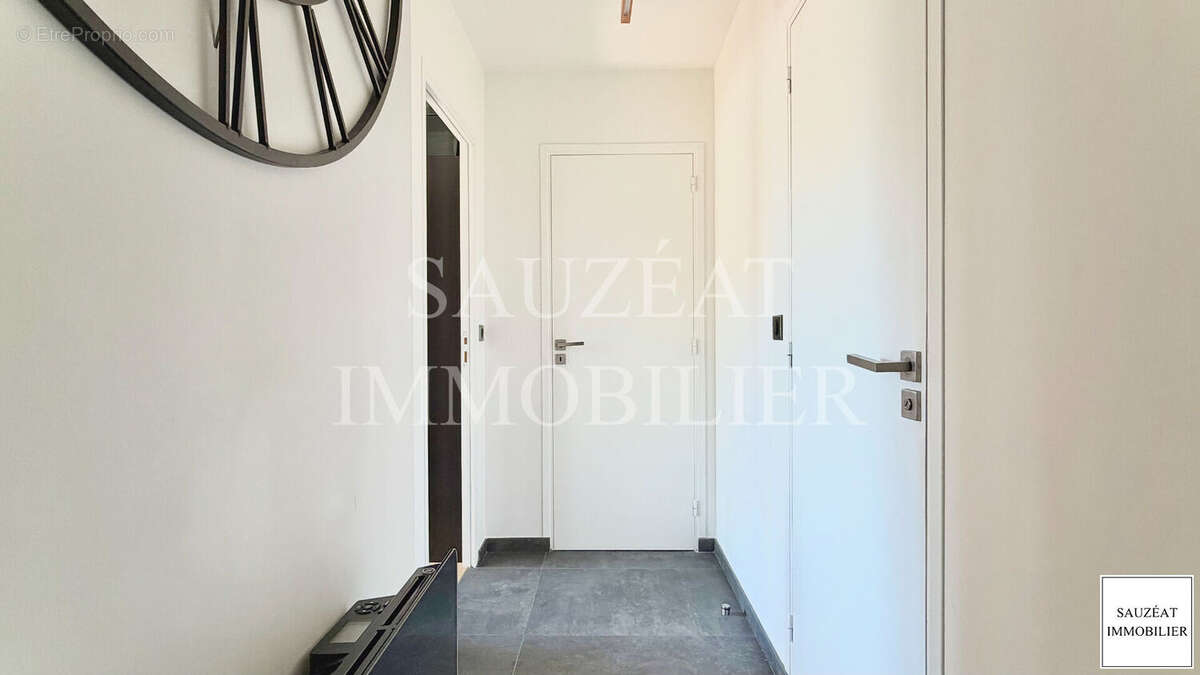 Appartement à MONTROUGE