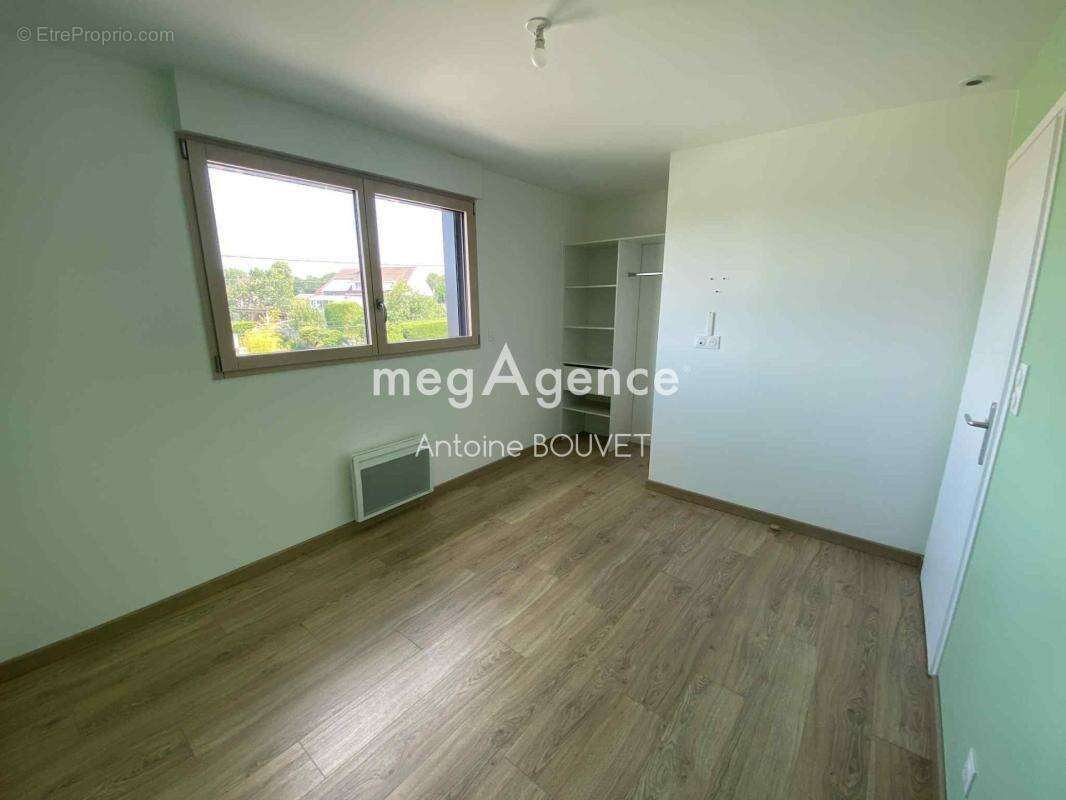 Pavillon 7 pieces - 6 chambres - garage - jardin - photo 10