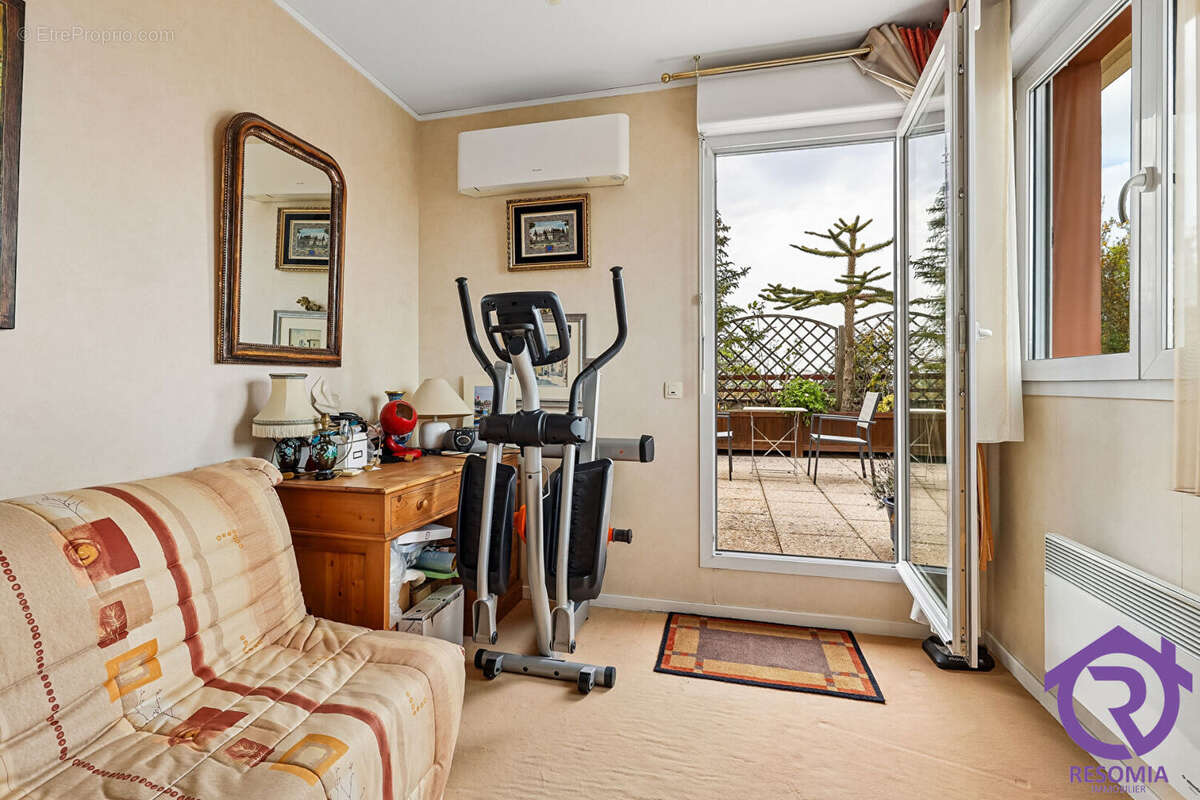 Appartement à CHATILLON