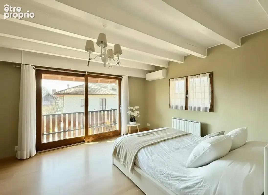Appartement 4 pièces 107 m² à vendre à Metz-Tessy (74370) - photo 4