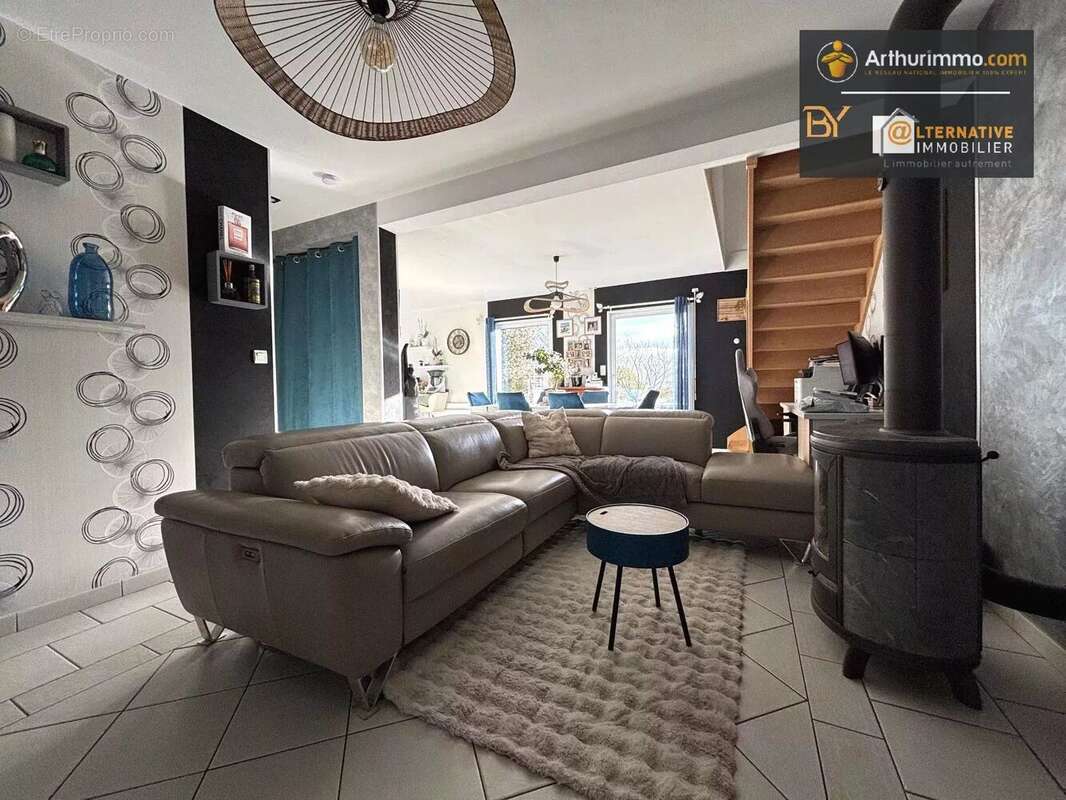 Maison à CHATILLON-EN-VENDELAIS