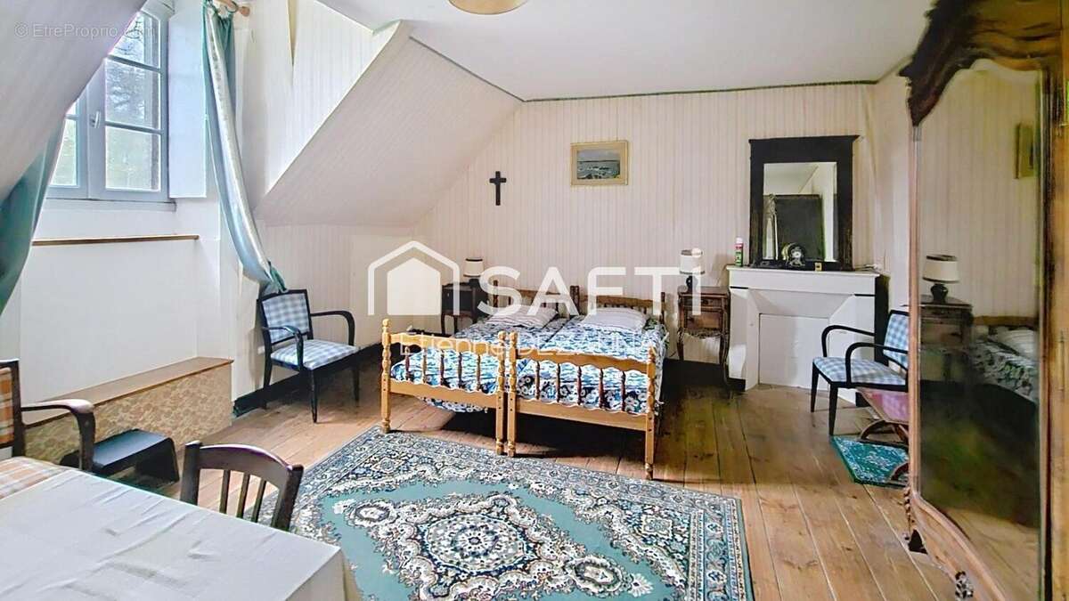 Photo 9 - Maison à SAINT-JEAN-LA-POTERIE