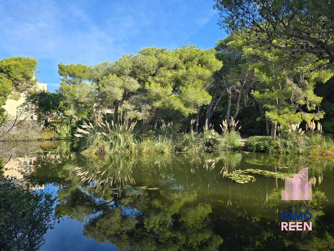 Appartement à SIX-FOURS-LES-PLAGES