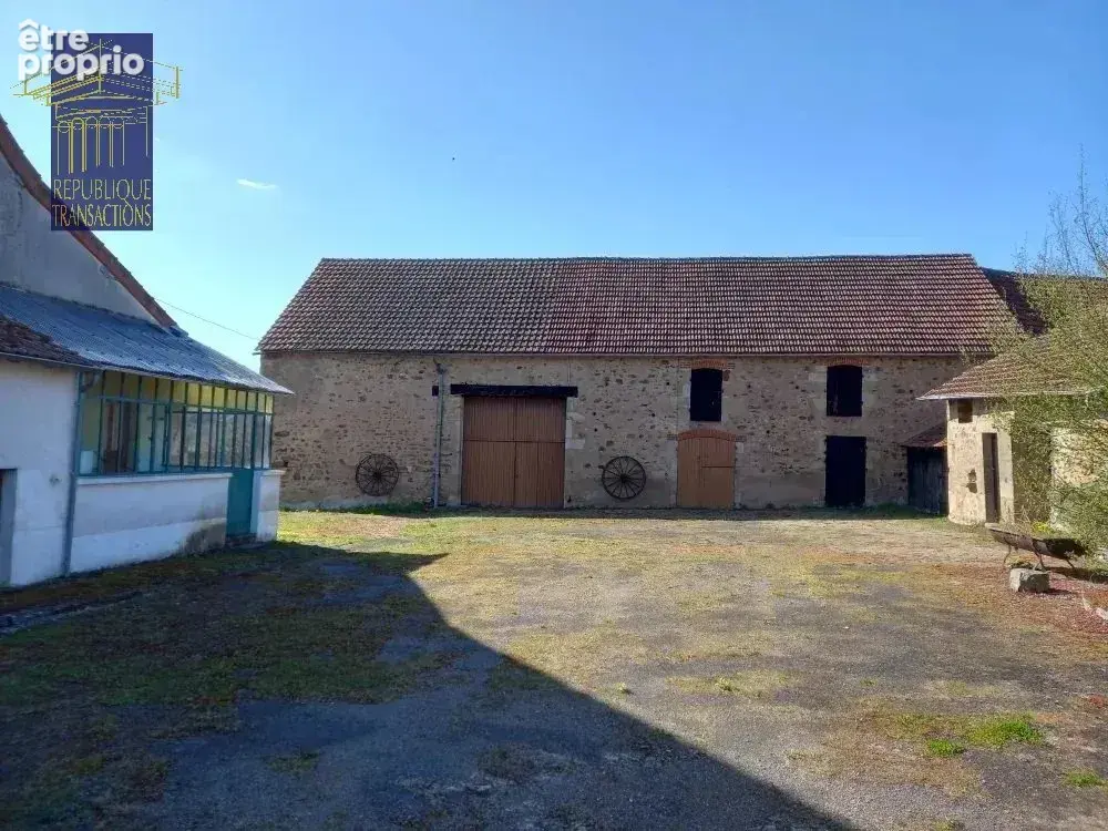 Maison à ARNAY-LE-DUC