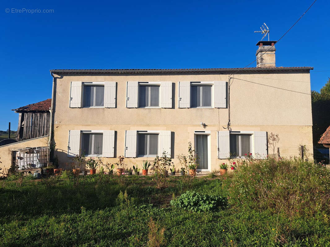 Maison à SAINT-MACAIRE