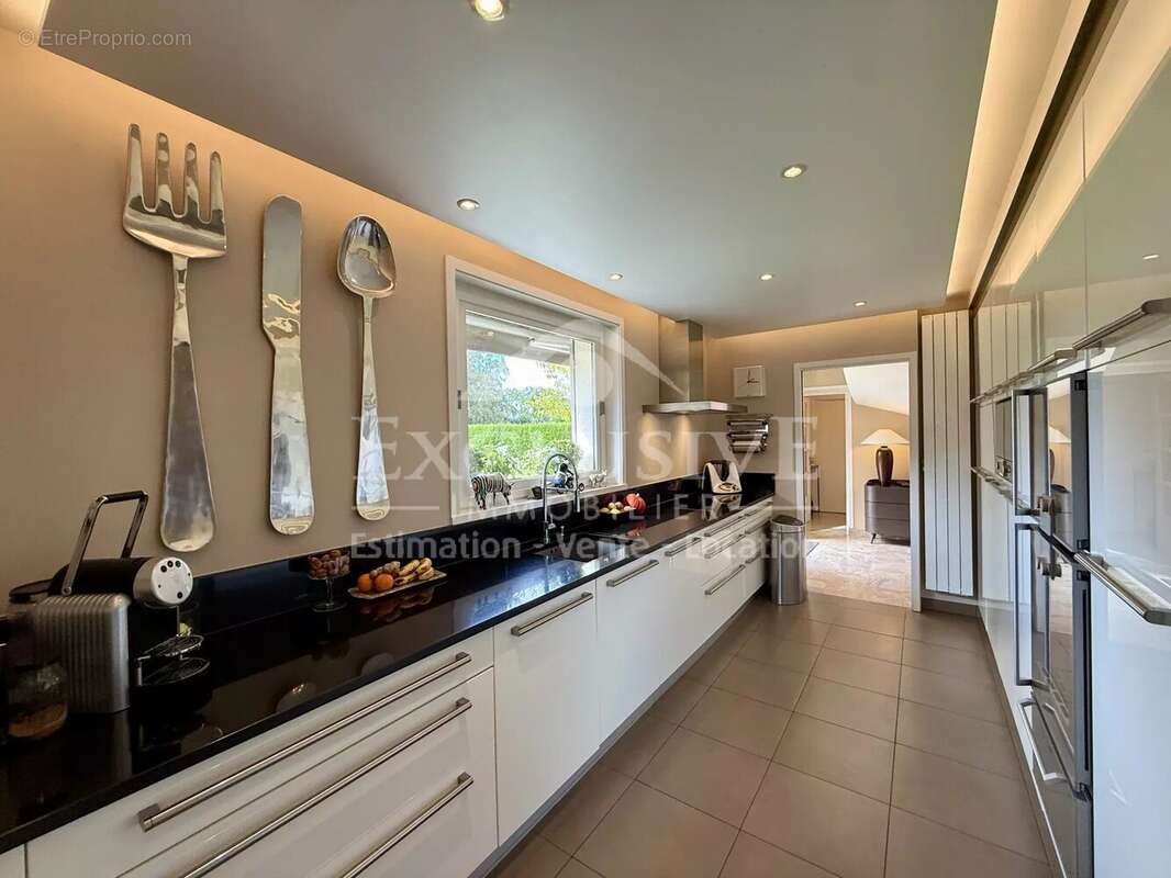 Maison à PONT-L'EVEQUE