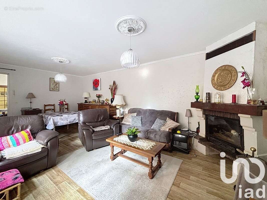 Photo 4 - Maison à BELLEVILLE-SUR-MEUSE