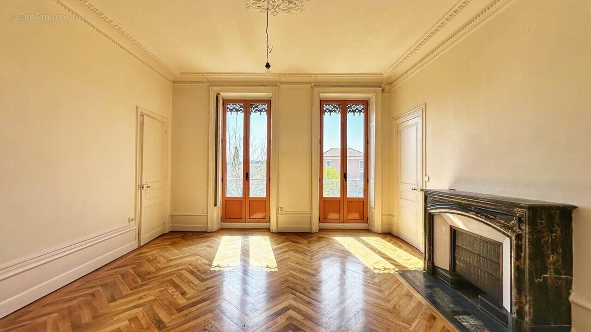 Appartement à VOIRON