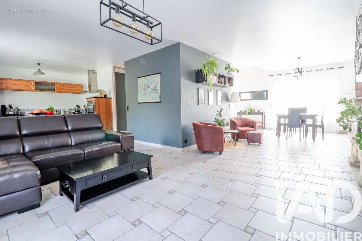 Photo 5 - Maison à MORANGIS