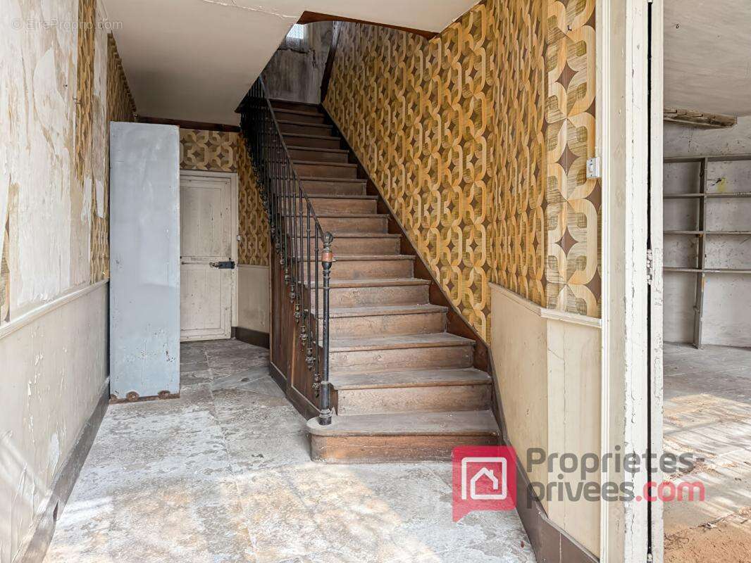 Maison Essoyes 15 pièce(s) 400 m2 - photo 12