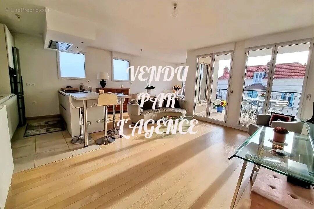 Appartement à CROISSY-SUR-SEINE