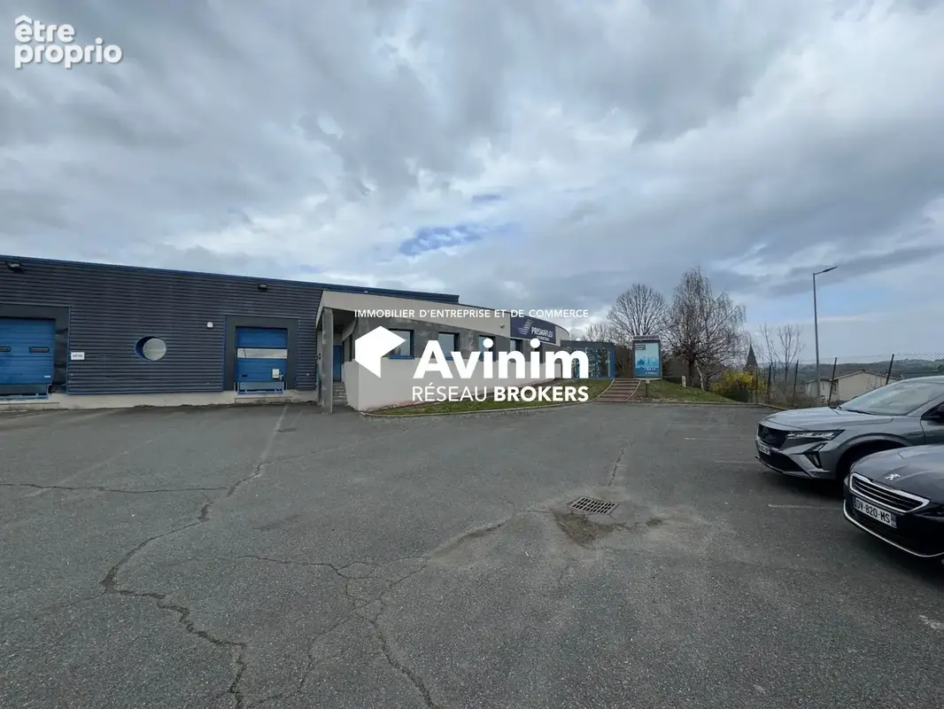 Commerce 1 323 m² à vendre à Saint-Clement-Les-Places (69930) - photo 2