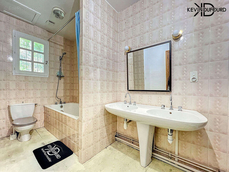 Maison à ANTRAIGUES-SUR-VOLANE