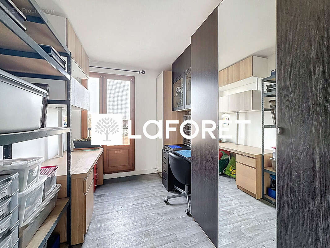 Appartement à BRIE-COMTE-ROBERT