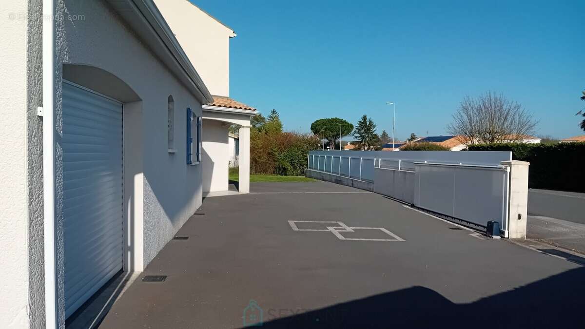 Maison à SAINT-SULPICE-DE-ROYAN