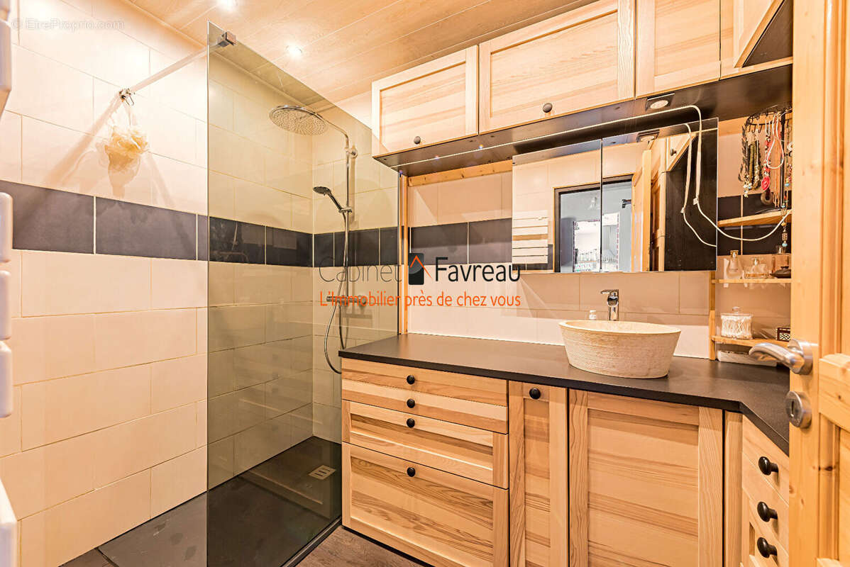 Maison à L'HAY-LES-ROSES