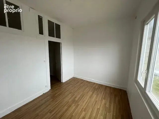 Commerce 72 m² à Angouleme  - photo 4