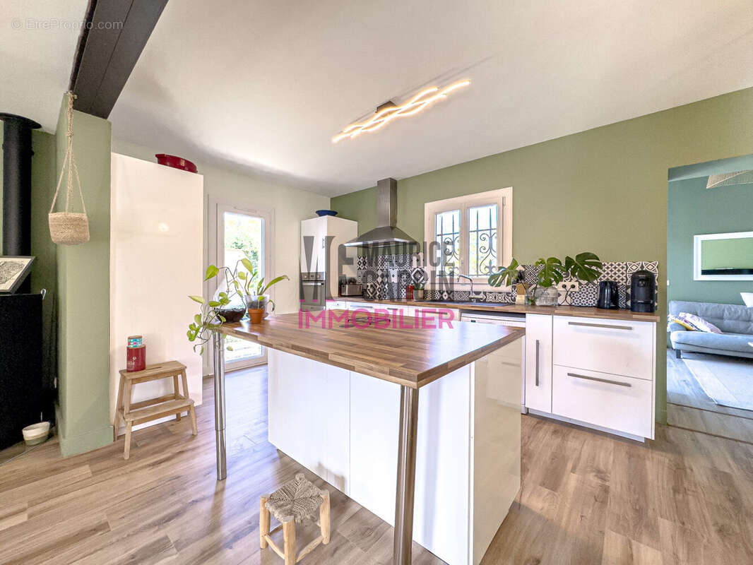 Maison à PERNES-LES-FONTAINES