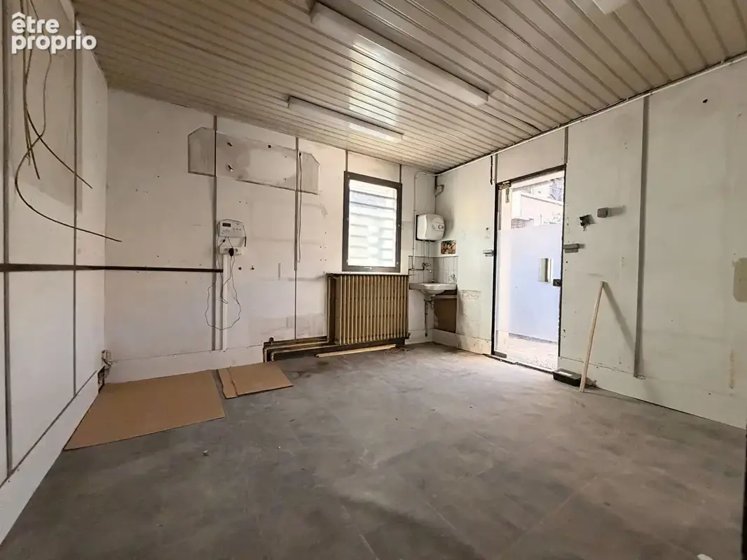 Murs commerciaux à vendre - 267 m² - saint-ouen centre -599 000  fai - photo 9
