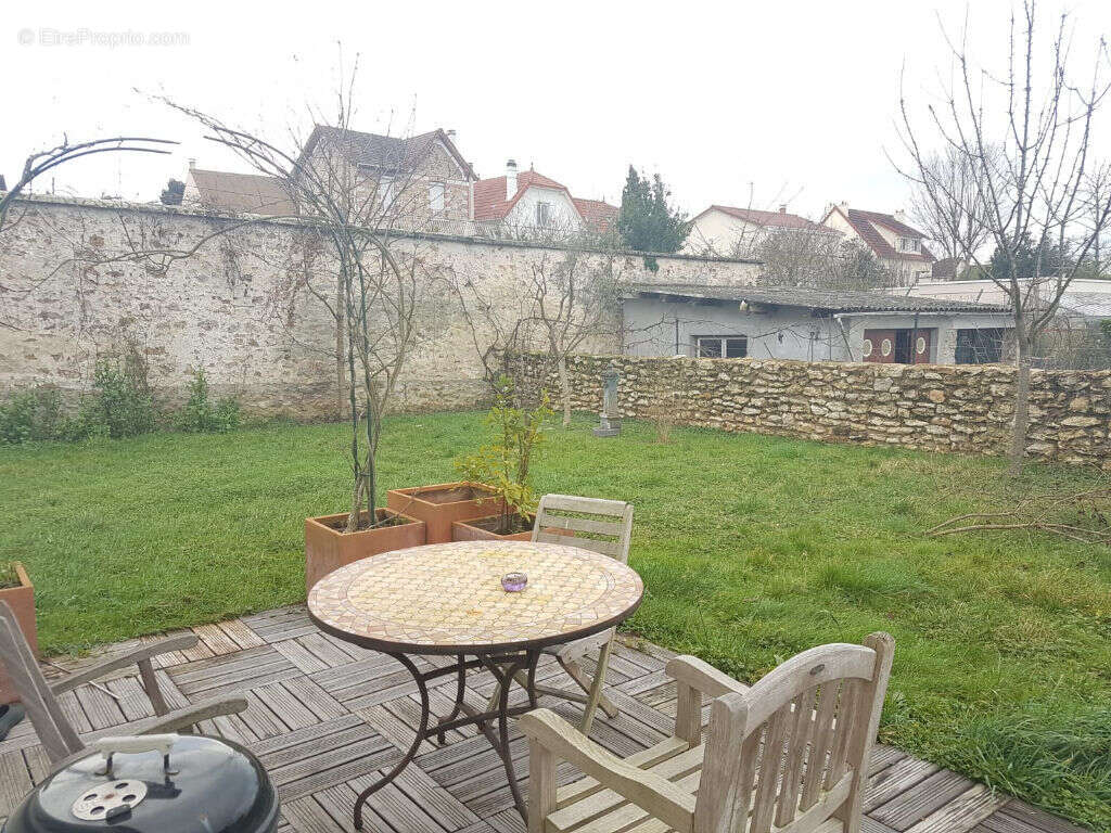 Maison à RIS-ORANGIS