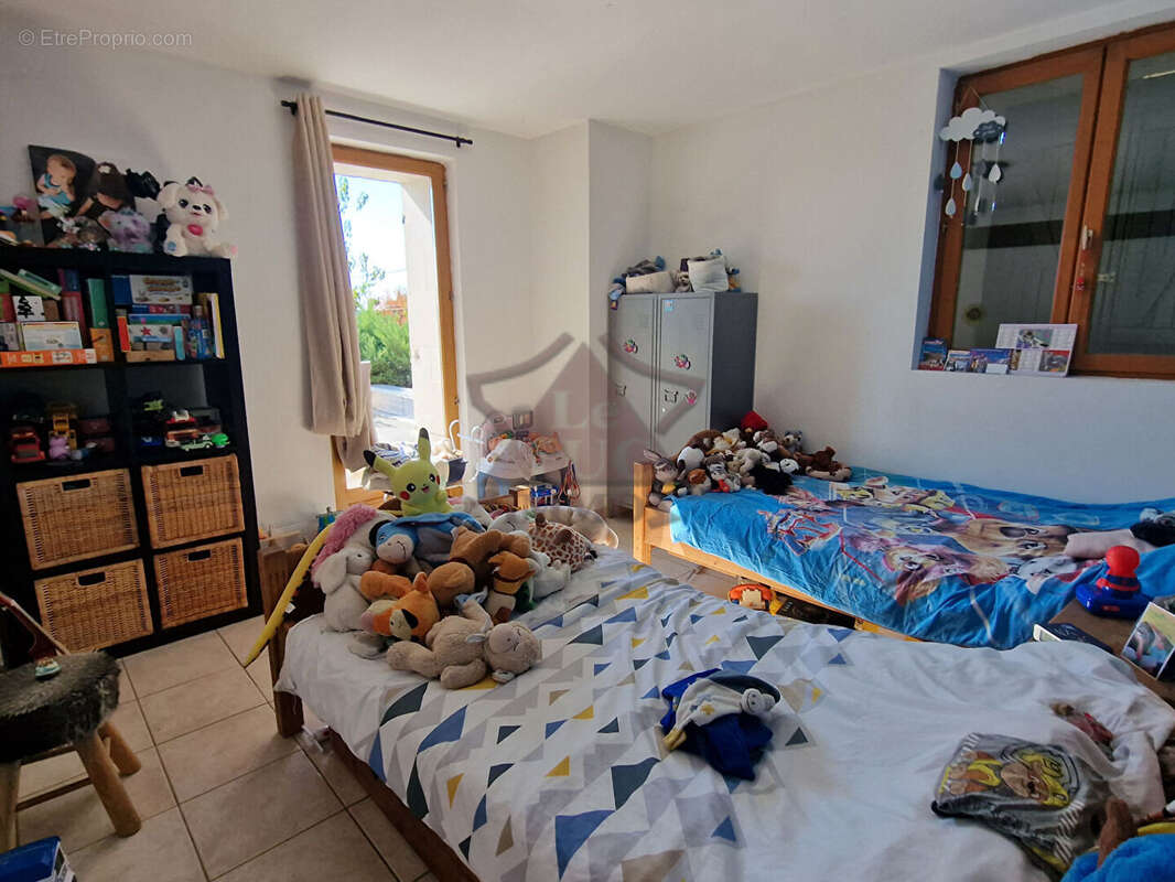 Maison à SAINT-JULIEN-DE-CASSAGNAS