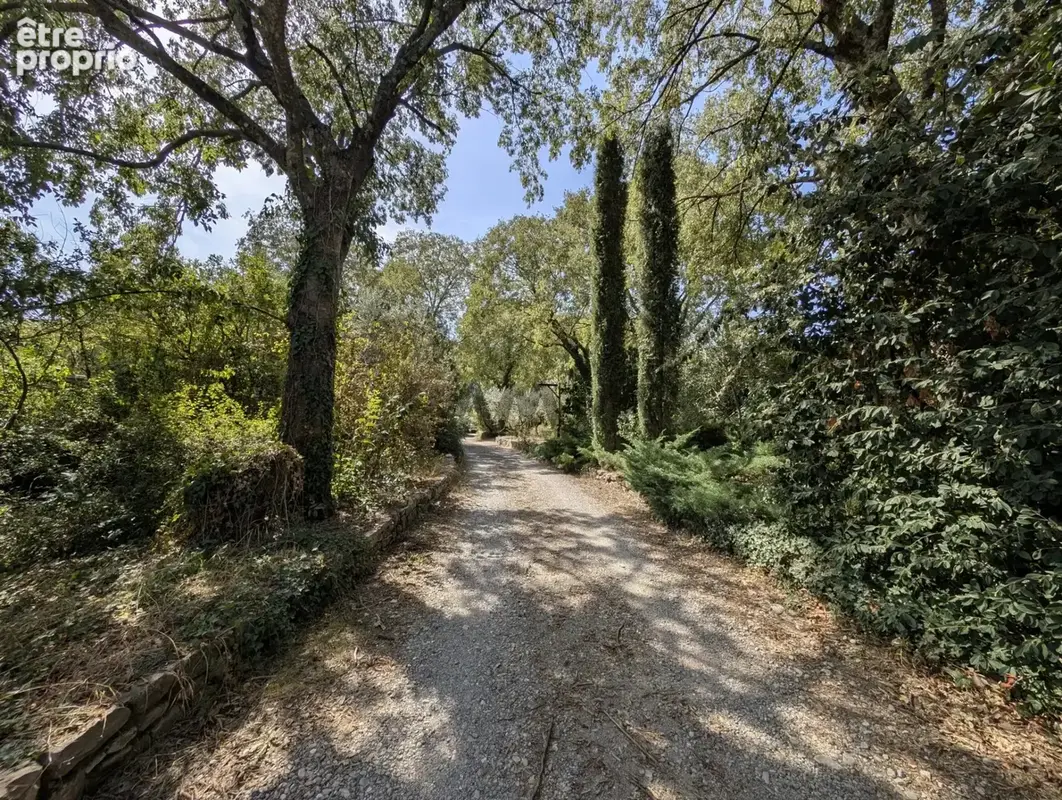 A vendre- magniifique proprieté à  st hippolyte du fort - photo 2