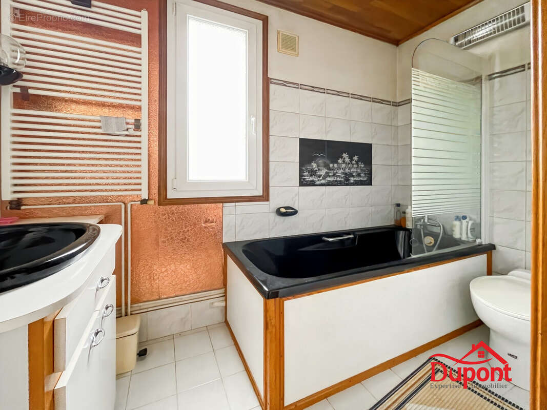 Maison à SAINT-QUENTIN