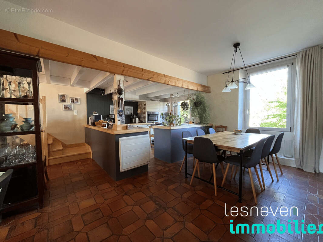 Maison 135 m² à Ploudaniel  - photo 4