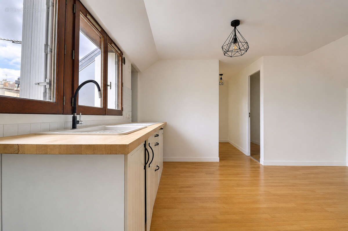 Appartement à COLOMBES