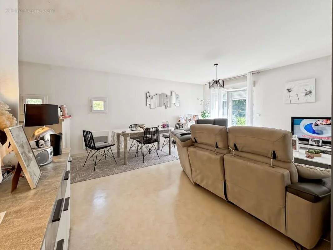 Appartement T3 avec balcon-terrasse – Investissement locatif à Champcevinel - photo 2