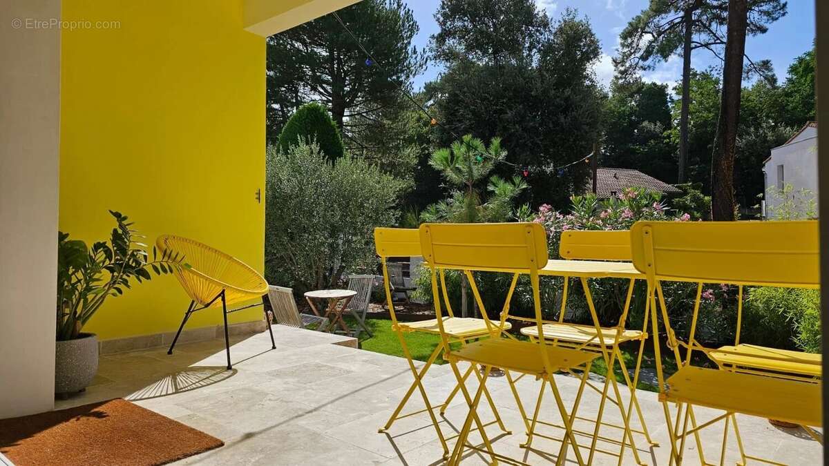 Maison à SAINT-GEORGES-DE-DIDONNE