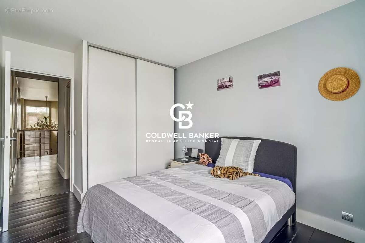 Appartement à SURESNES