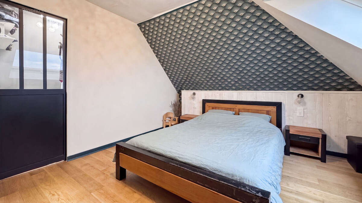 Maison de 7 Chambres - 185m2 - avec Fort Potentiel Locatif - photo 10