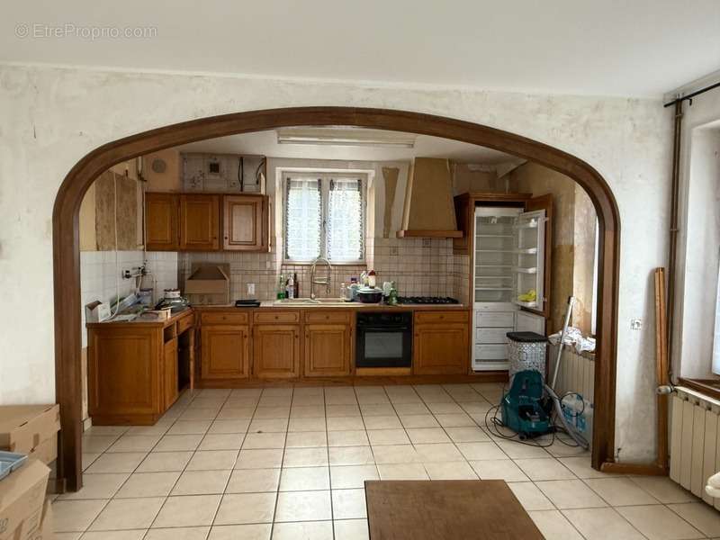 Maison à SAINT-LEGER-BRIDEREIX