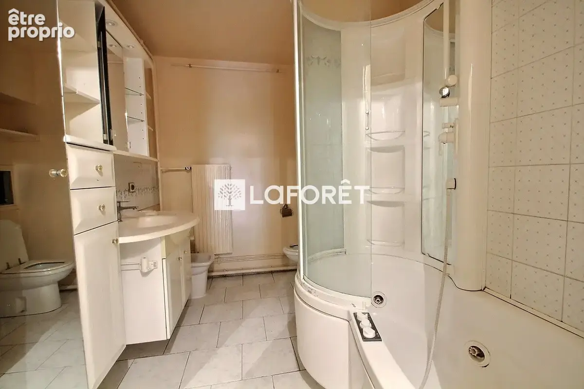 Appartement familial triplex - jardin - stationnement - cave - photo 8