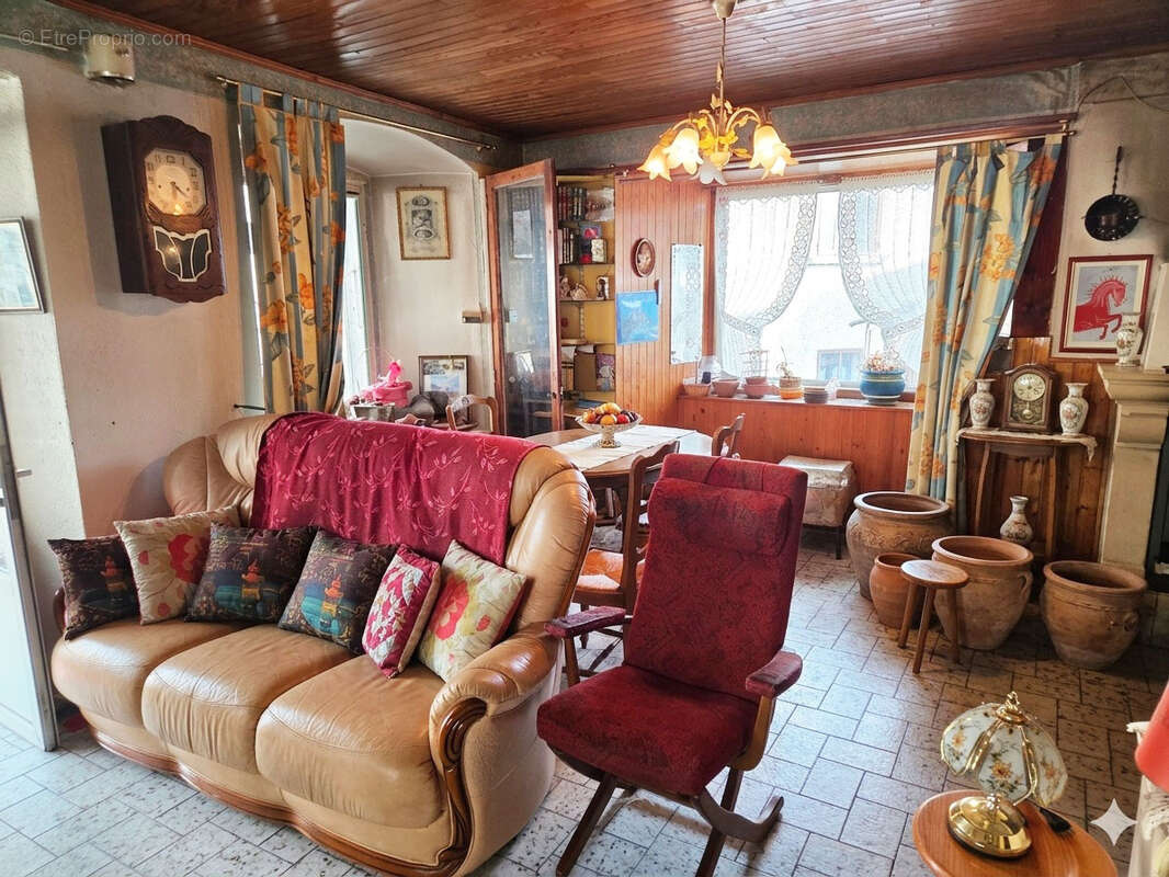 Maison à LES ESTABLES