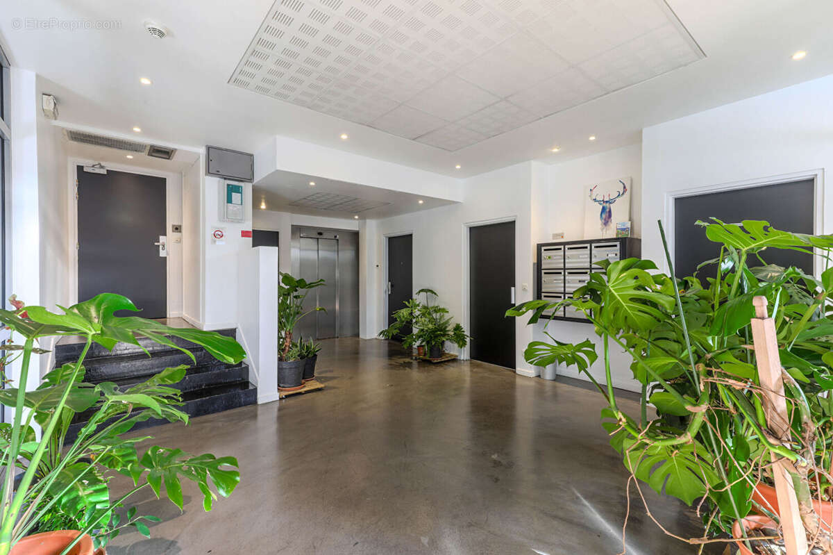 Appartement à PARIS-20E